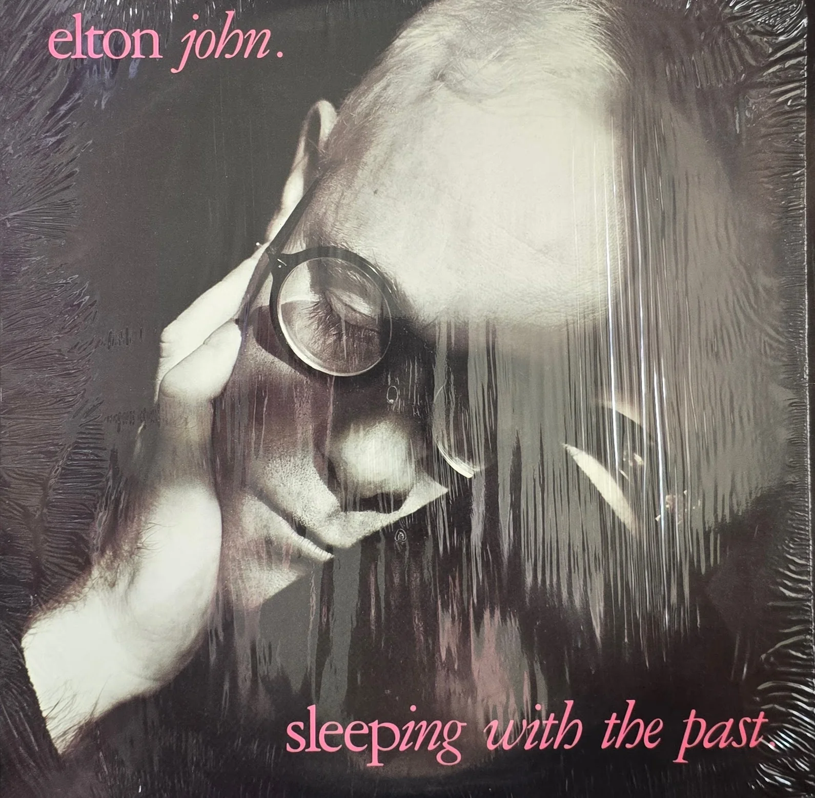 Elton John – Sleeping With The Past