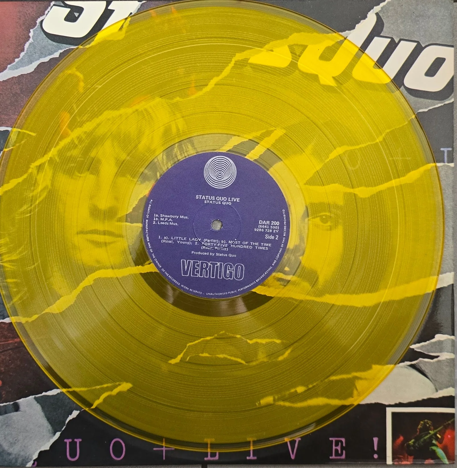 Status Quo – Live (Yellow Vinyl Records) - Image 2